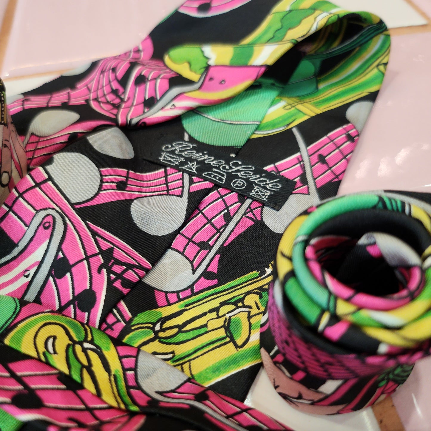 Vintage Silk Tie Music