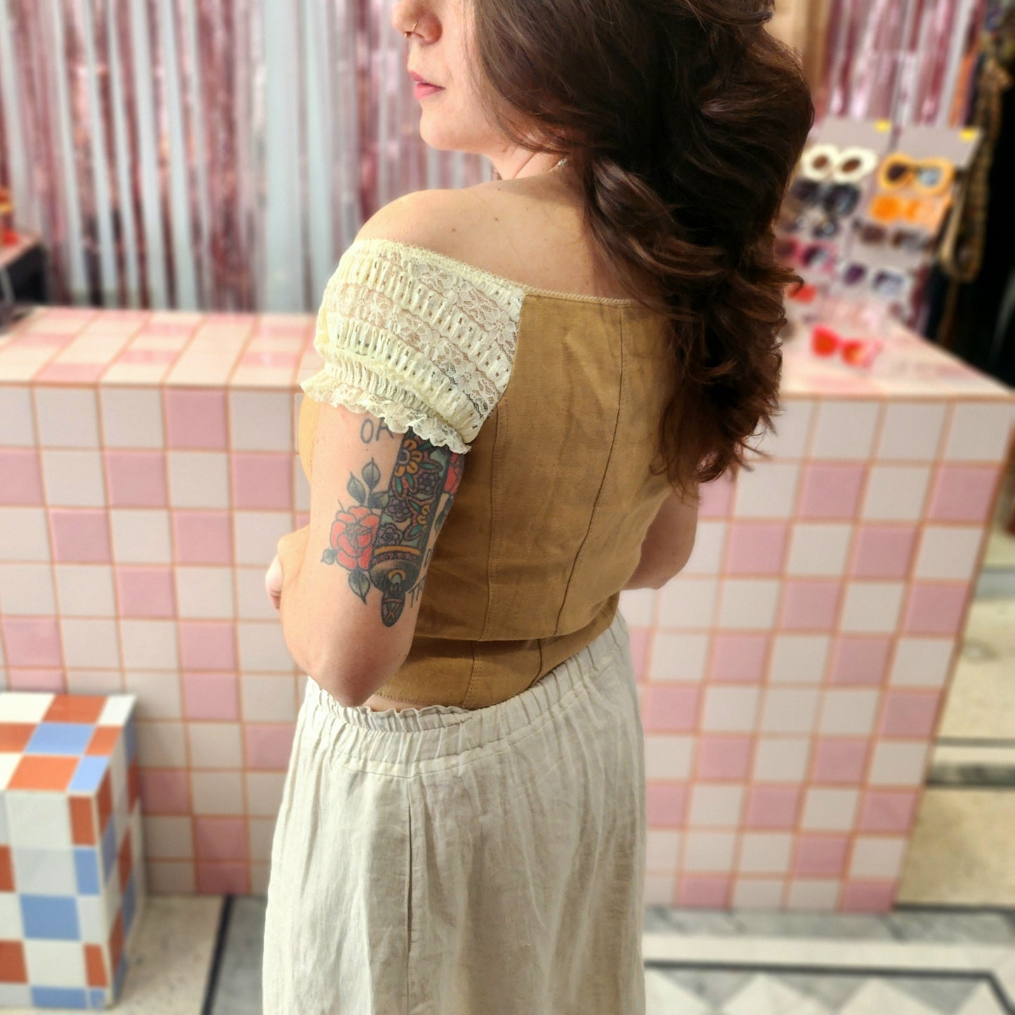 Beautiful Renaissance Top 100% Linen