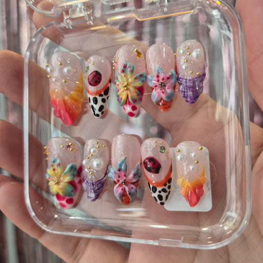 Maximal Summer Presson Nails
