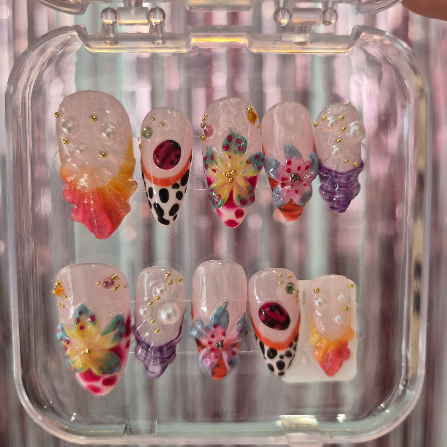 Maximal Summer Presson Nails