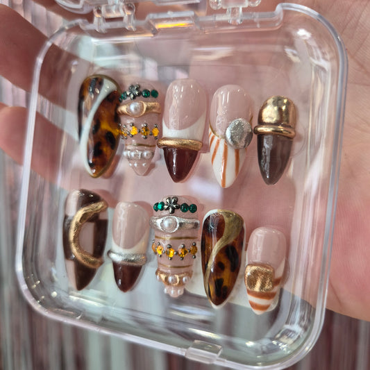 Turtleshell Bangle Presson Nails